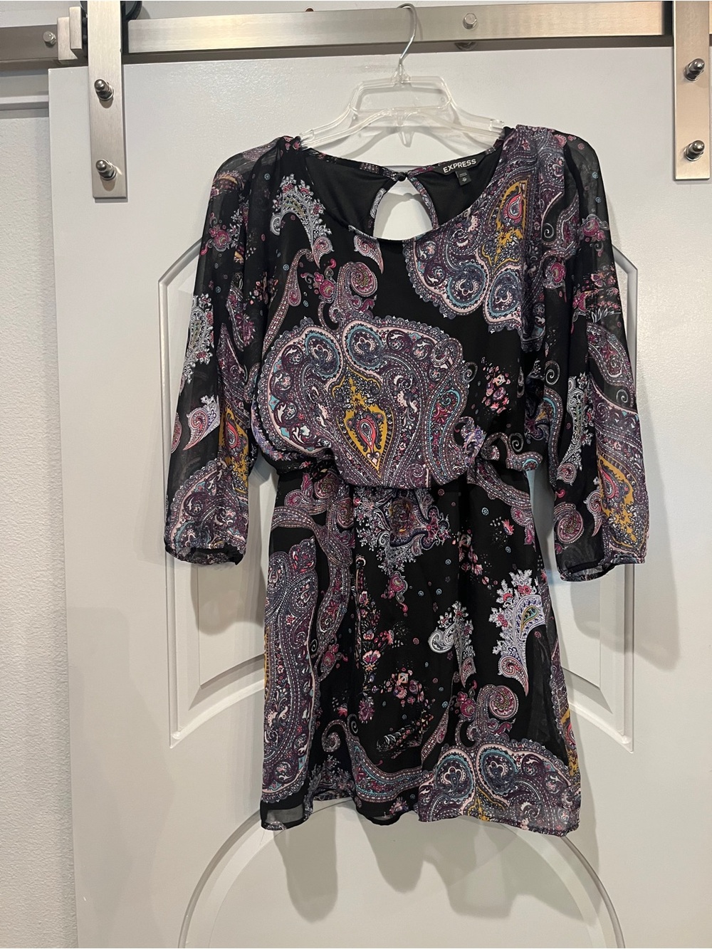 Express Black Paisley blouson waist with  Keyhole back Dress. So indie!